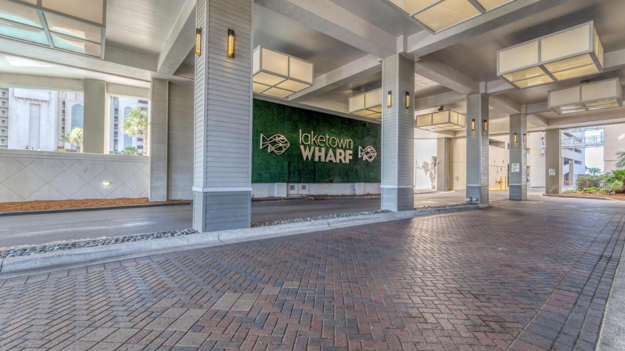 Bikini Bottom At Laketown Wharf #501 By Nautical