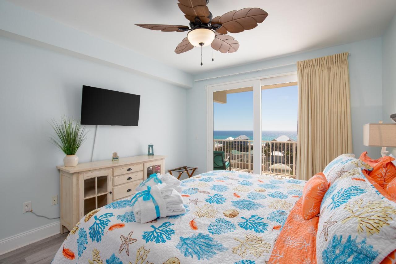 Bikini Bottom At Laketown Wharf #501 By Nautical Holiday home *